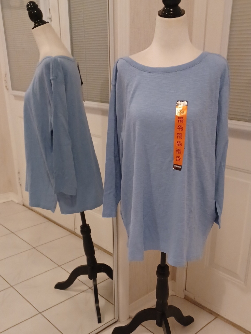 4/$40 New Blue 3/4-Sleeve Tee - Size XXL